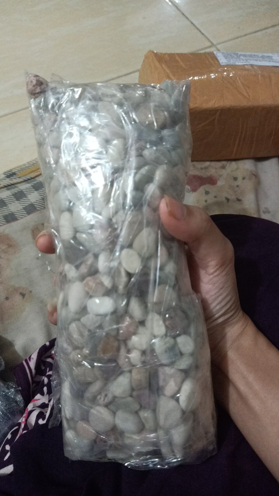 Batu Hias 1kg / Batu Kaktus Sukulen / Batu Tanaman Hias / Batu Dekorasi / Batu Aquarium / Pancawarna