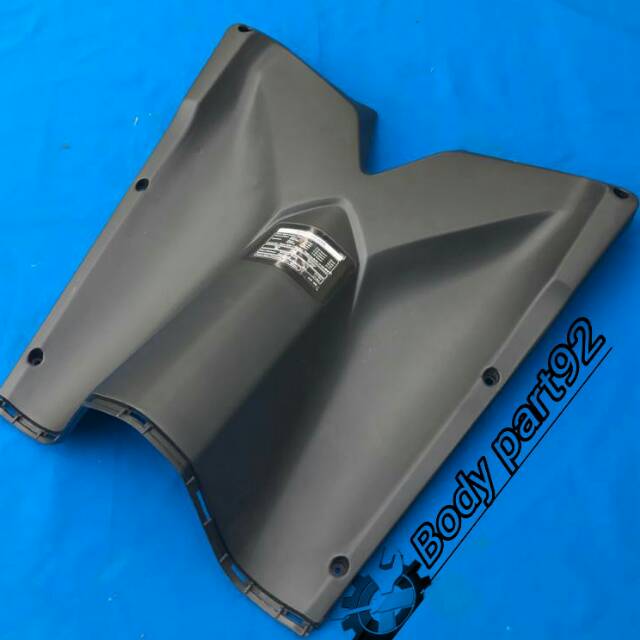 Dasbor Dek kunci kontak tengah Bawah vario 125 fi old 2012 2014