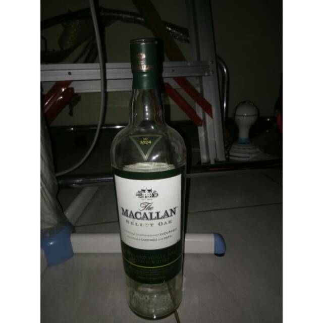 botol bekas "Macallan select oak"