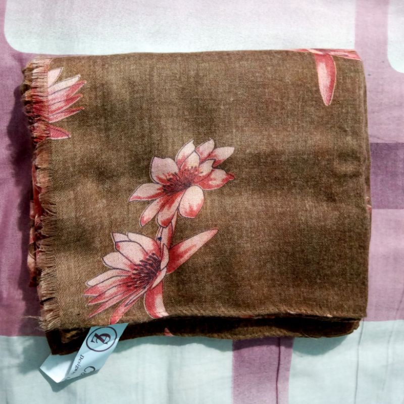 Pashmina Motif C&Z scarf PRELOVED