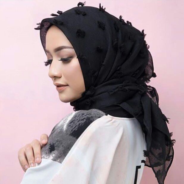 HIJAB / JILBAB SEGIEMPAT RUBIAH / RUBIAH SQUARE POLOS IMPORT