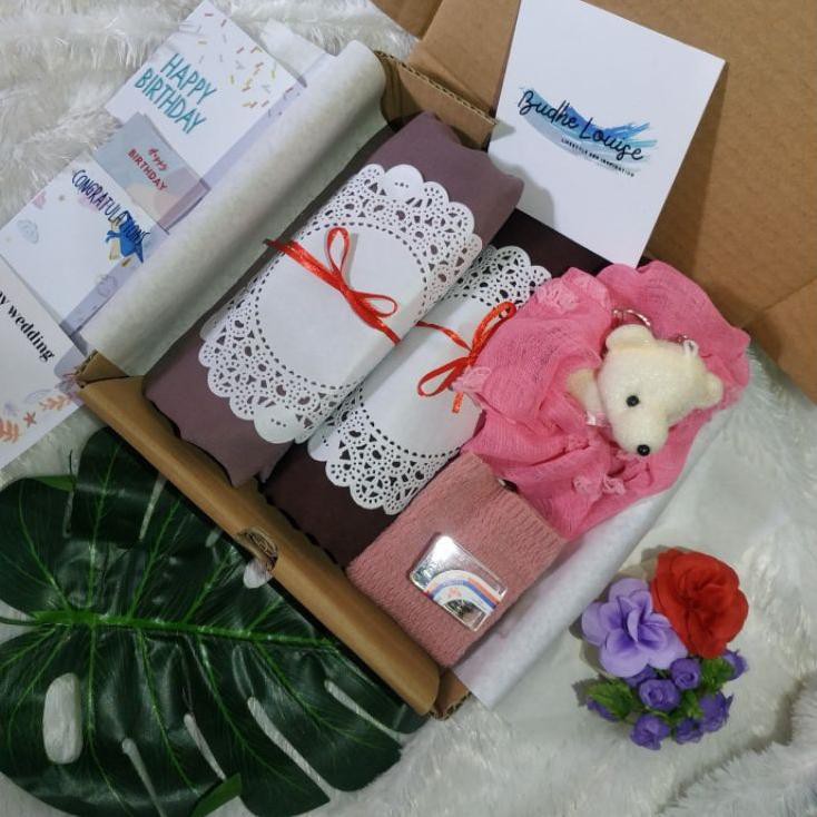 

❂↕ HAMPERS ISI 2 HIJAB BELLA SQUARE GIFT BOX HADIAH ULANG TAHUN LEBARAN ★★★ QID