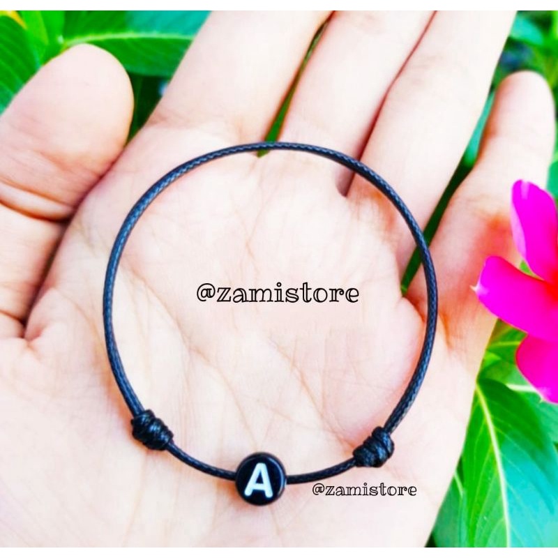 GELANG TALI COUPLE INISIAL HURUF BULAT HITAM (A-Z) / GELANG INISIAL HURUF BULAT TALI KOREA