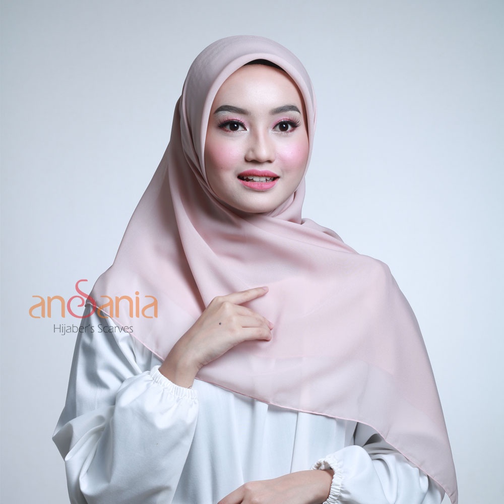 Ansania - Hijab Bella Square Ansania Kerudung Segi Empat Polos Seri Warna A / Xtra - Jilbab Pollycotton Premium Kerudung Segi Empat Hijab-Cream Merah / xtra