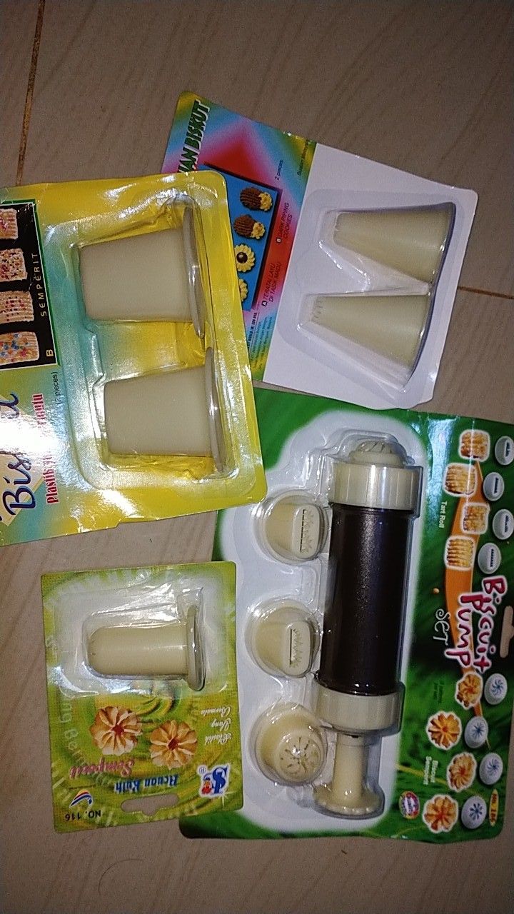 Acuan 152 Cetakan Nastar Gulung/semprit