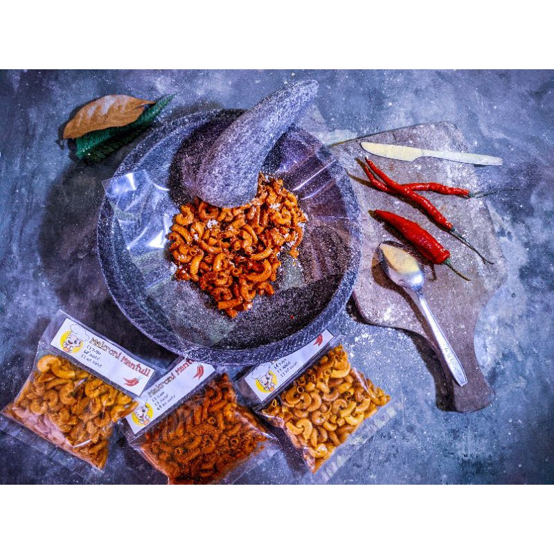 

Makroni Mantull,Enak Gurih Pedas,Dijamin Enaknya Poll