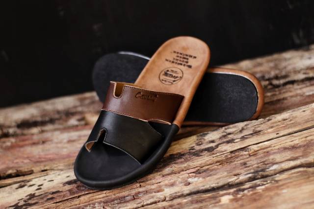 READY STOCK - Sandal Kasual Sandal Jepit Sandal Kulit Sandal Pria Sandal Import Sandal Slop Cevany