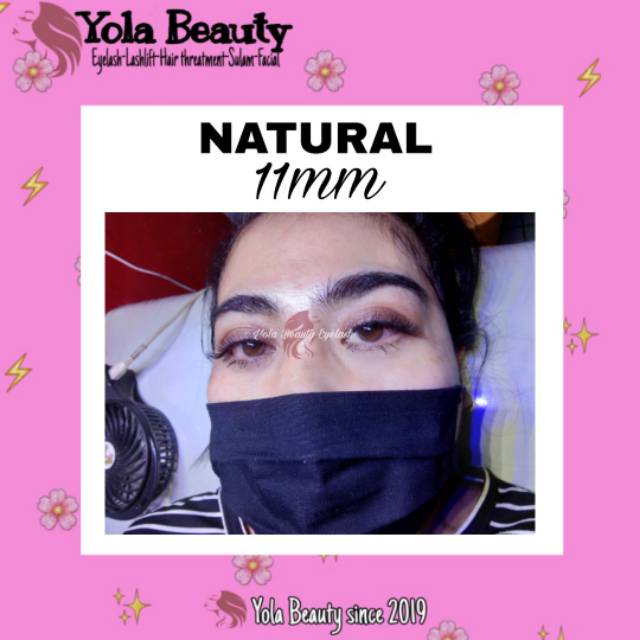 eyelash natural