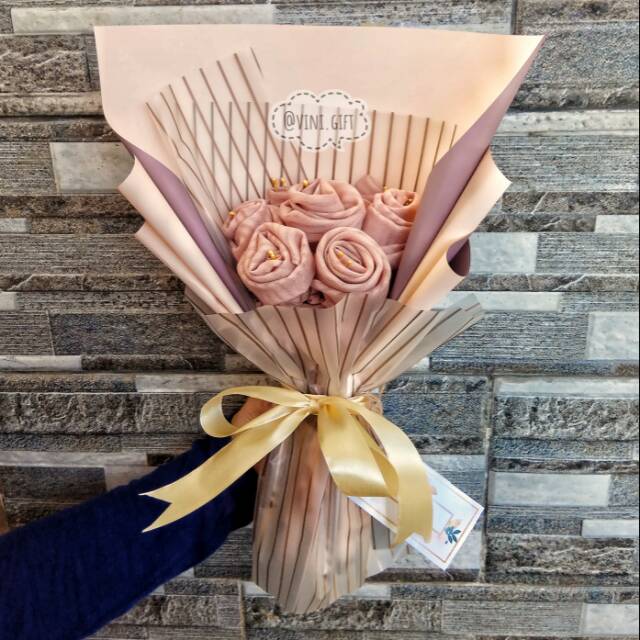 BUKET WISUDA MURAH,  BUKET HIJAB,  BUKET HIJAB SMALL.