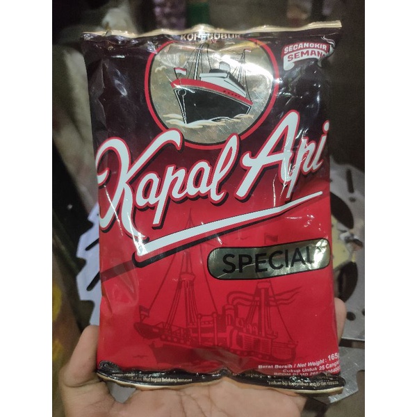 

Kopi Hitam Kapal Api 165gr