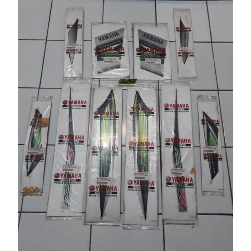 Striping Nouvo z original hitam sticker nouvo striping nouvo list body nouvo z 2005 hitam original