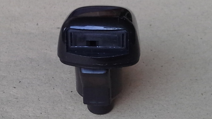 Nozzle Washer Air Innova Air Semprotan Air Wiper Innova Orisinil