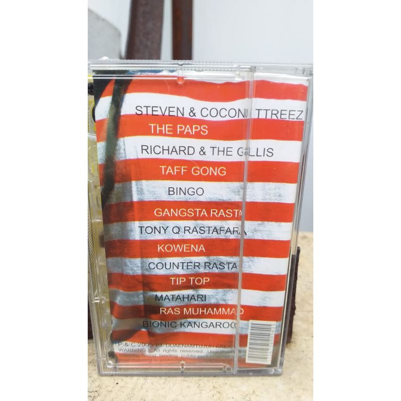 Kaset kompilasi Indonesia Reggae Revolution