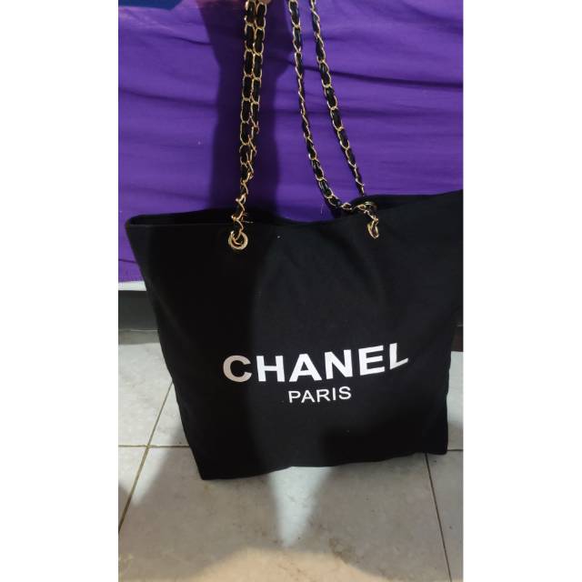 Tas chanel vip gift