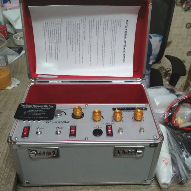 Alat Facial 4in1 / Mesin Facial 4fungsi box ultrasound, hf,vacum&spray