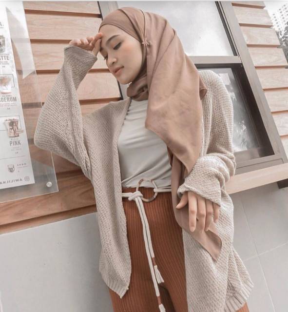 Cardigan rajut