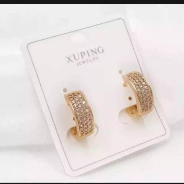 Xuping-anting jepit wanita gold