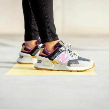 NEW BALANCE 997 WOMEN