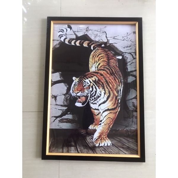 Hiasan Dinding Cetak Gambar Macan Gagah dan Garang plus Bingkai uk:45cm x 65cm