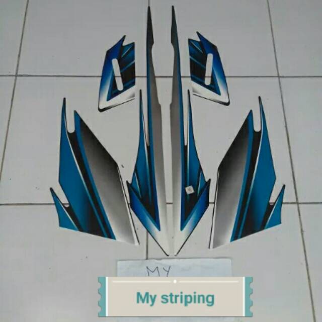 Stiker tiger cw 2005 hitam biru