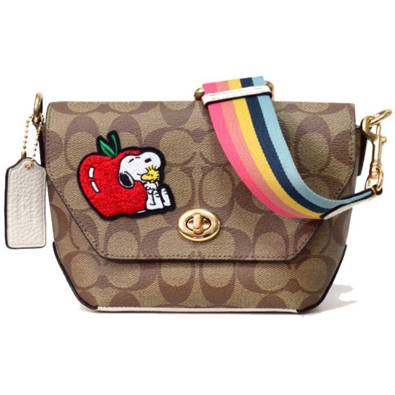 Coach X Peanuts Karlee Crossbody In Signature Canvas With Snoopy(C4114)