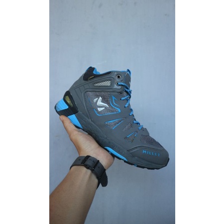 SEPATU HIKING MILLET