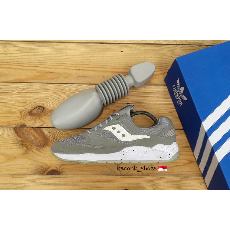 SEPATU CASUAL SNEAKERS RUNNING SAUCONY GRID 9000 ORIGINAL