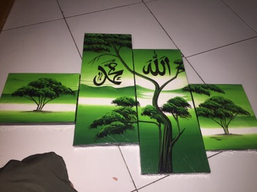 Kaligrafi Minimalis - Dan Merah