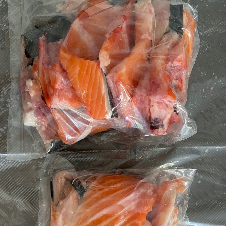 

Tetelan & Tulang Salmon