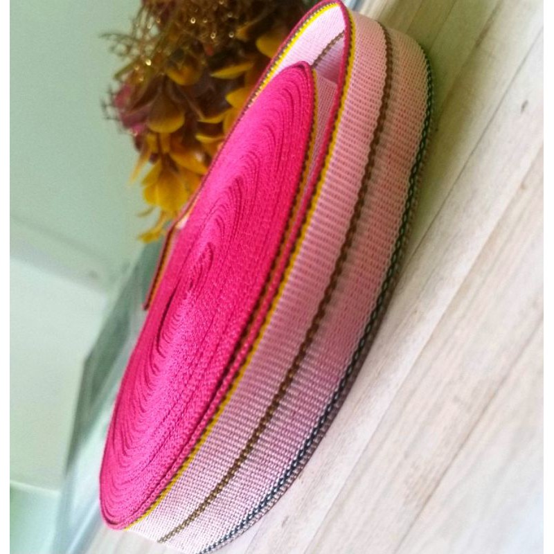 

per rol/gulung 15 meter,pita salur pelangi warna pink lebar 2cm.