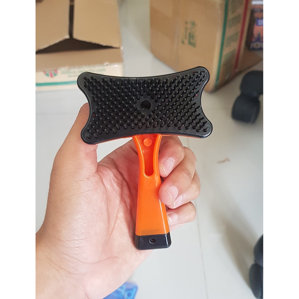 Sisir Grooming Tombol Kucing Anjing Kelinci