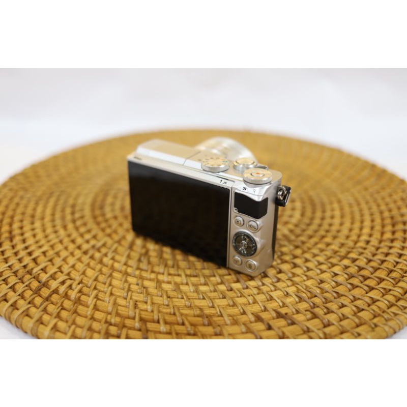 NIKON J5 LIKE NEW/SEPERTI BARU TERMURAH-2