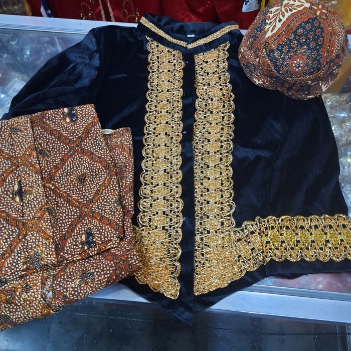 ANAK-NASIONAL-ADAT-PAKAIAN- BAJU ADAT JAWA ANAK BLUDRU HALUS - LAKI -PAKAIAN-ADAT-NASIONAL-ANAK.