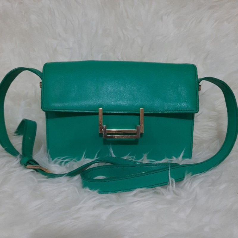 Preloved sling bag YSL