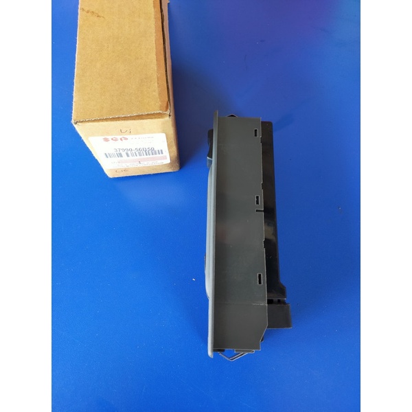 Saklar Switch Power Window Depan Kanan Suzuki Vitara Escudo Sidekick