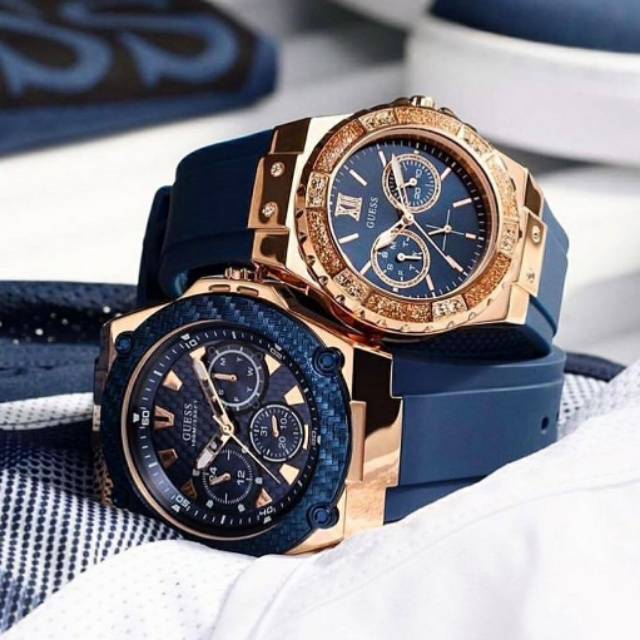 Jam tangan couple guess