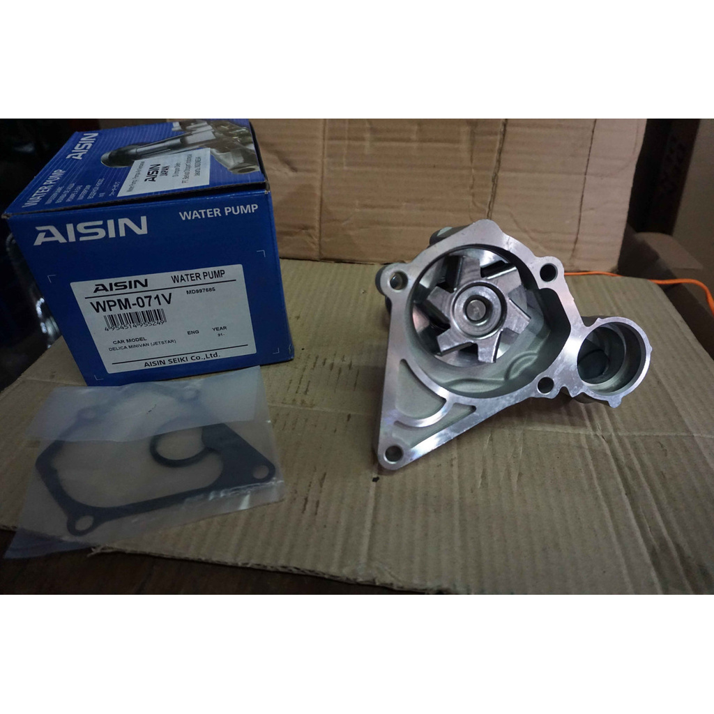 Water Pump Waterpump Mitsubishi Colt T120SS merk AISIN WPM-071V