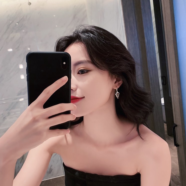 Anting Gantung Panjang Tusuk Gaya Korea Motif Geometri Aksen Hollow Untuk Perhiasan Wanita-3