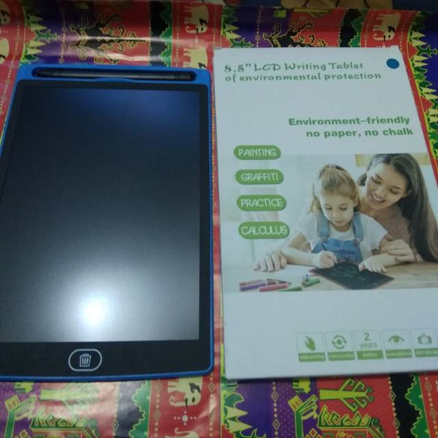

Papan tulis LCD