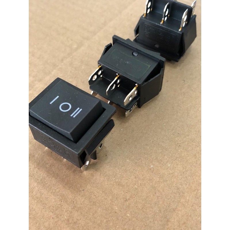 Saklar Rocker switch besar Hitam 6 pin / 6 kaki ON OFF ON 1