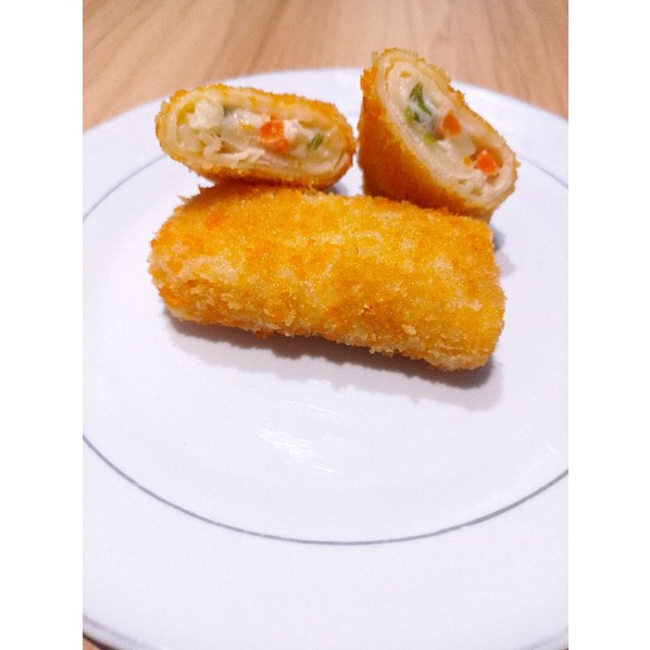

RISOLES RISOL RAGOUT AYAM / RISOL RAGOUT SAYUR (GORENG/FROZEN)