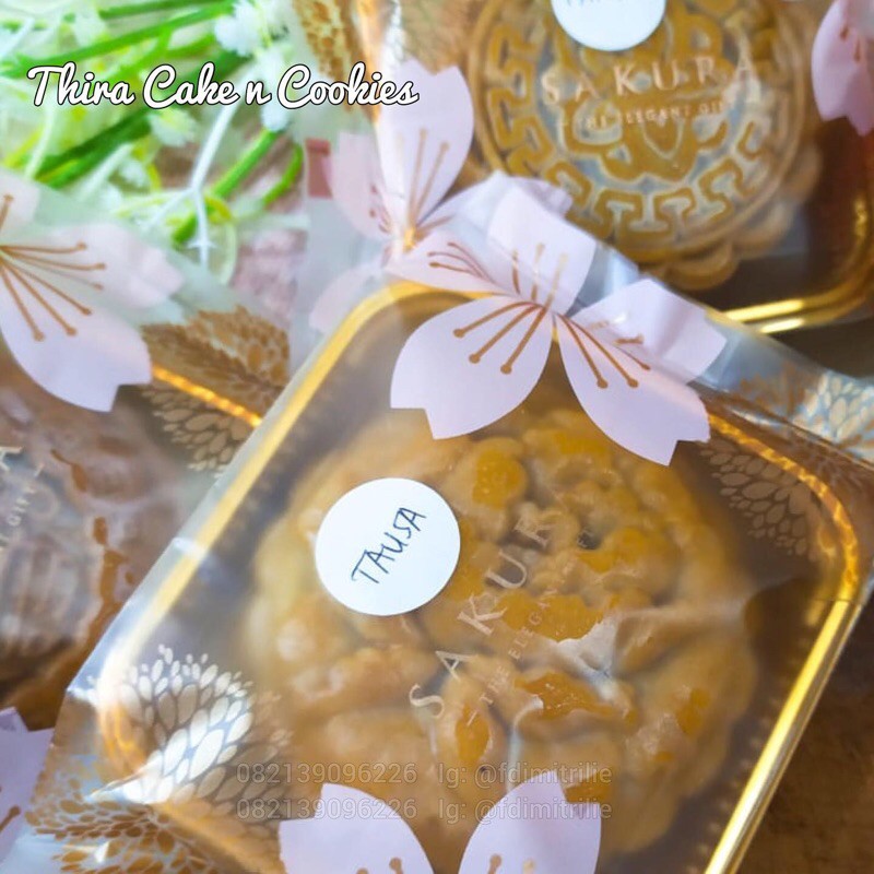 

mooncake classic tradisional 160gr isi 4 per box