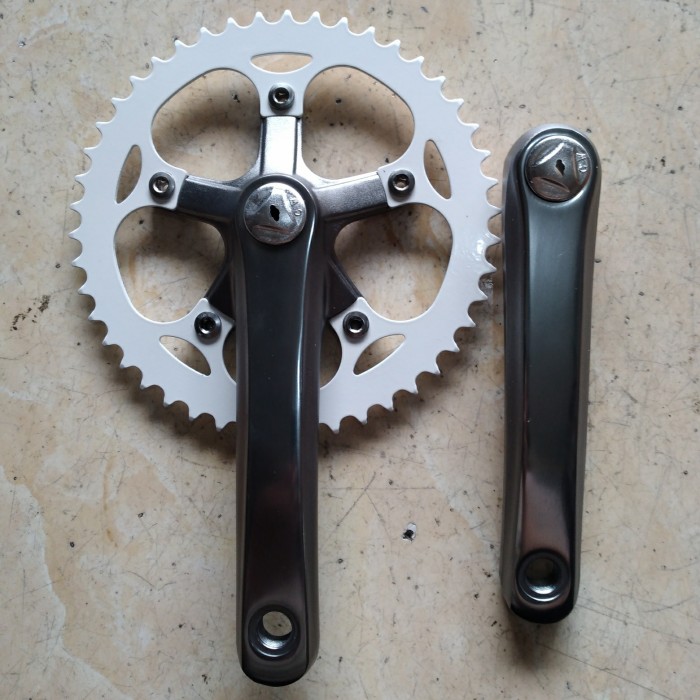 GIR/CRANKSET/CRANK SET SEPEDA FIXIE SINGEL SPEED 46T