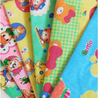 Bedong Bayi Flanel Flower Hocky Star Isi 6 pcs Ukuran 90 x 110 cm