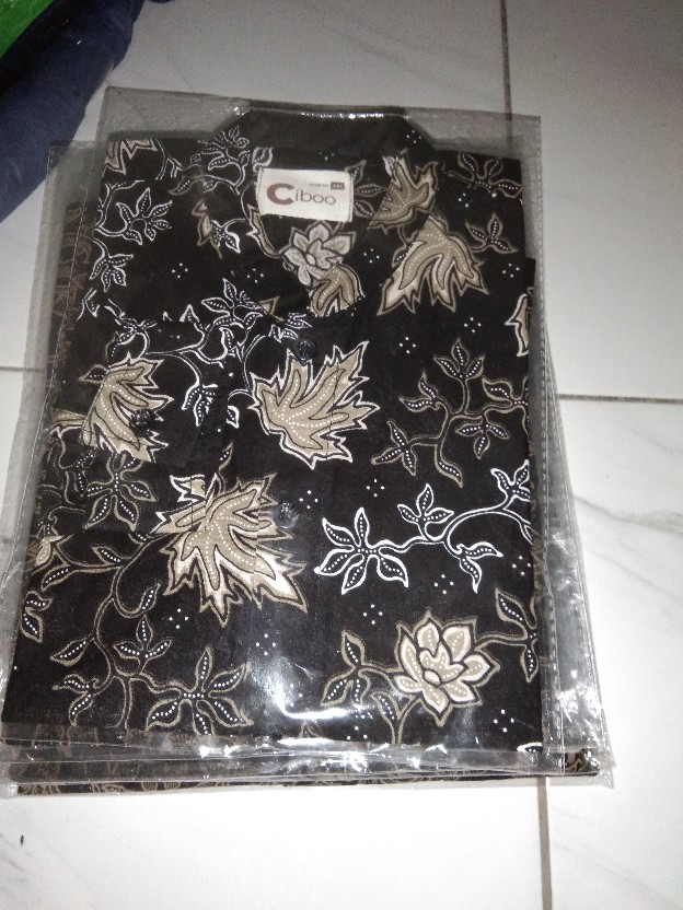 Kemeja Batik Slimfit Couple Ayah Anak Warna Merah Pink Lengan Panjang