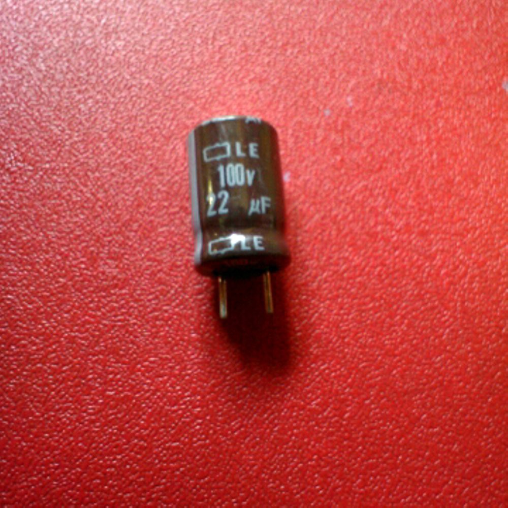 elko 22uf 100v elco 22 uf 100 v kapasitor 22u 100volt capasitor 22 u 100 volt