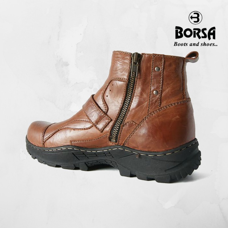  Gambar  Sepatu  Boot Rusak  Gambar  Sepatu 