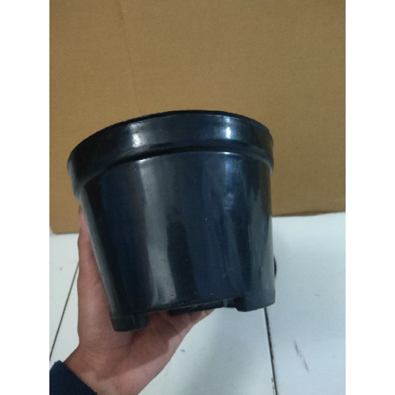 pot plastik hitam ukuran 17cm per 1PCS - pot platik hitam - pot hitam - pot plastik