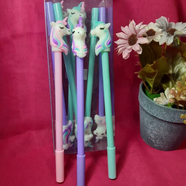 

Gel pen unicorn