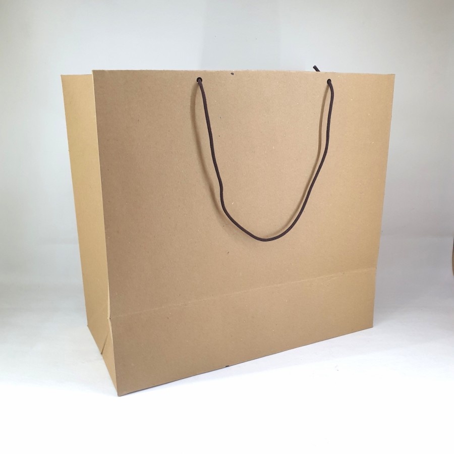 

paper bag kraft jumbo custom TEBAL 270gsm 34,5x17,5x32 cm polos/cetak